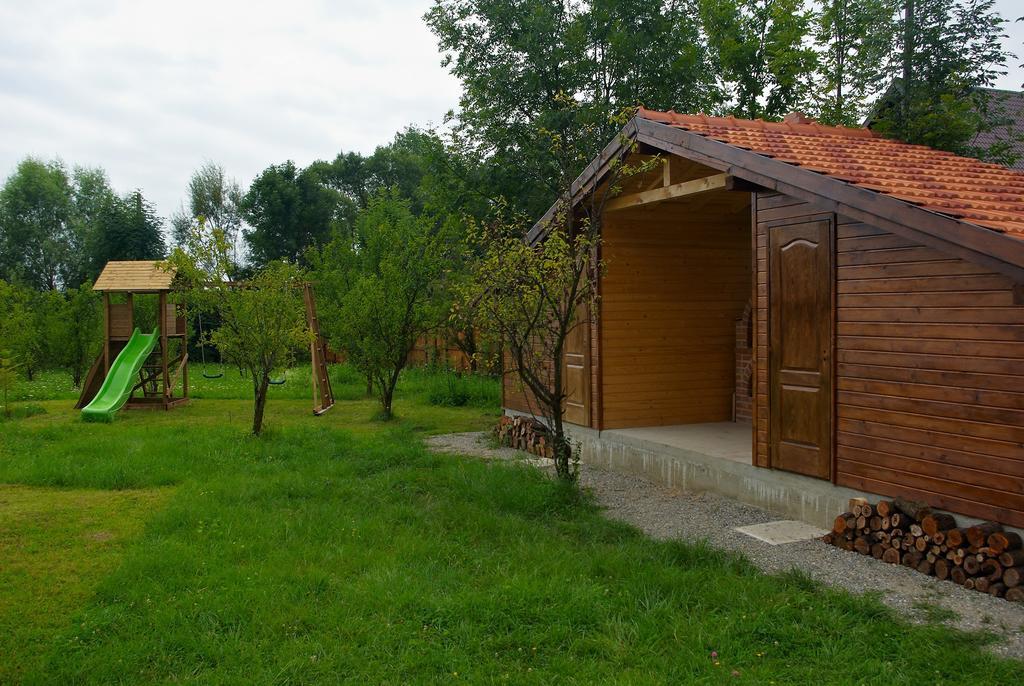 Casuta Cu Prieteni Cornu de Jos Zimmer foto