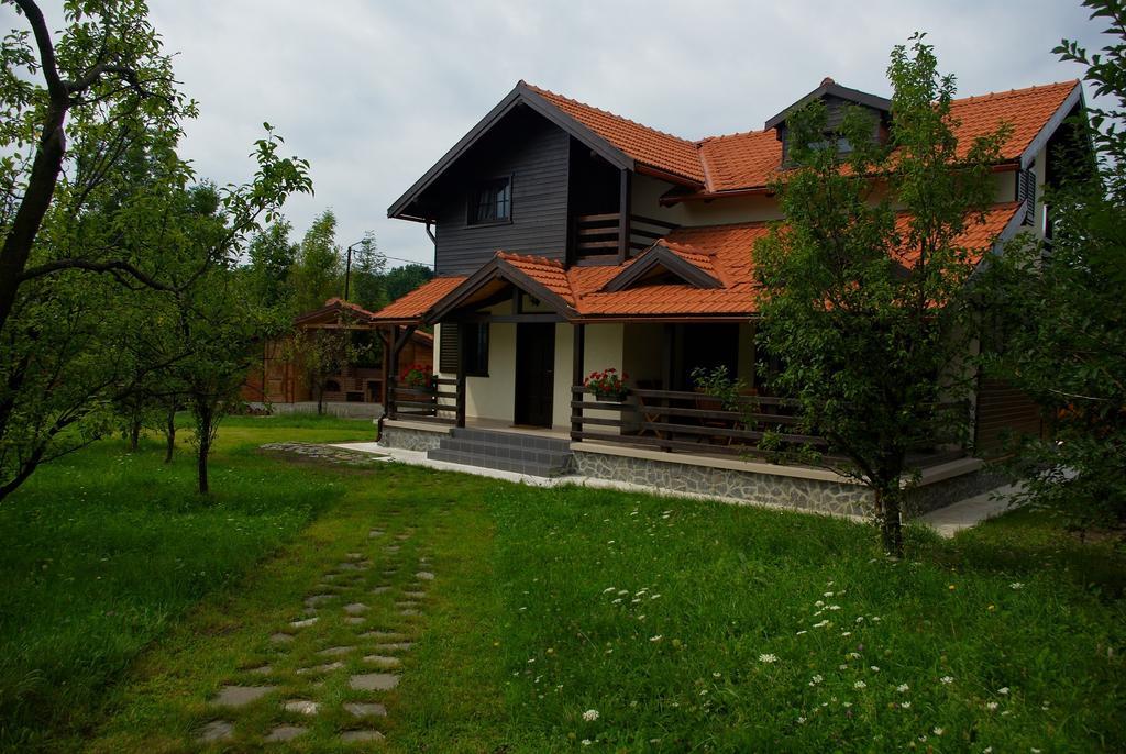 Casuta Cu Prieteni Cornu de Jos Zimmer foto