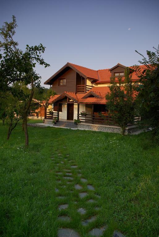 Casuta Cu Prieteni Cornu de Jos Zimmer foto